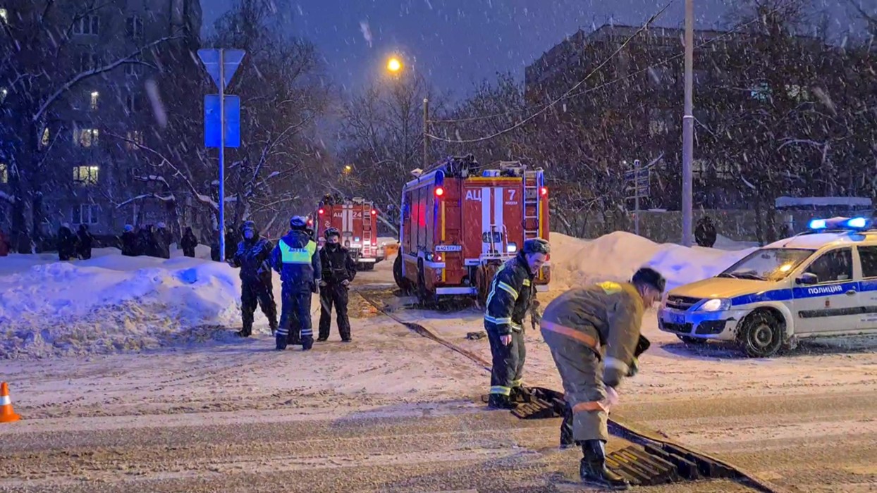 Дом 28.01 2022. Пожар в Москве Чертаново. Пожар на дорожной улице. Пожар в Чертаново Южное сейчас. Чертаново улица дорожная.