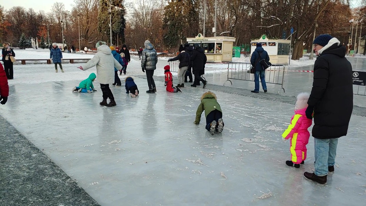 Сокольники каток гигант