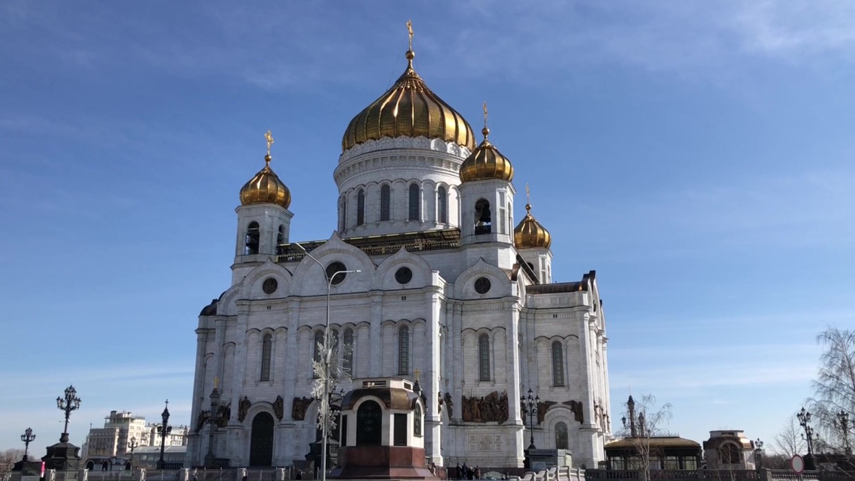 Храм Христа Спасителя в Москве улица