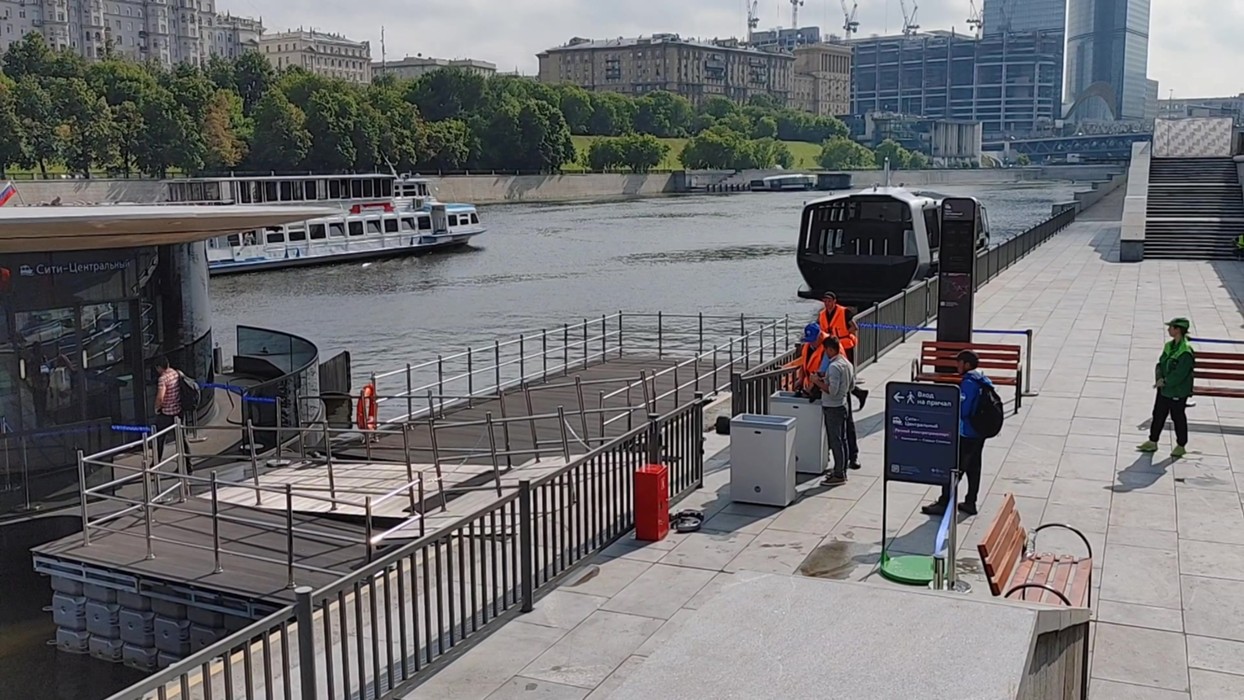 Причал сити экспоцентр метро. Причал Сити Центральный. Причал Сити Экспоцентр. Причал Сити Экспоцентр(Москва Сити) парковки рядом. Речная прогулка маршрут причал Сити.