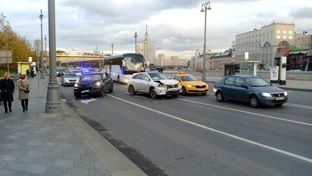 Авария в москве фото