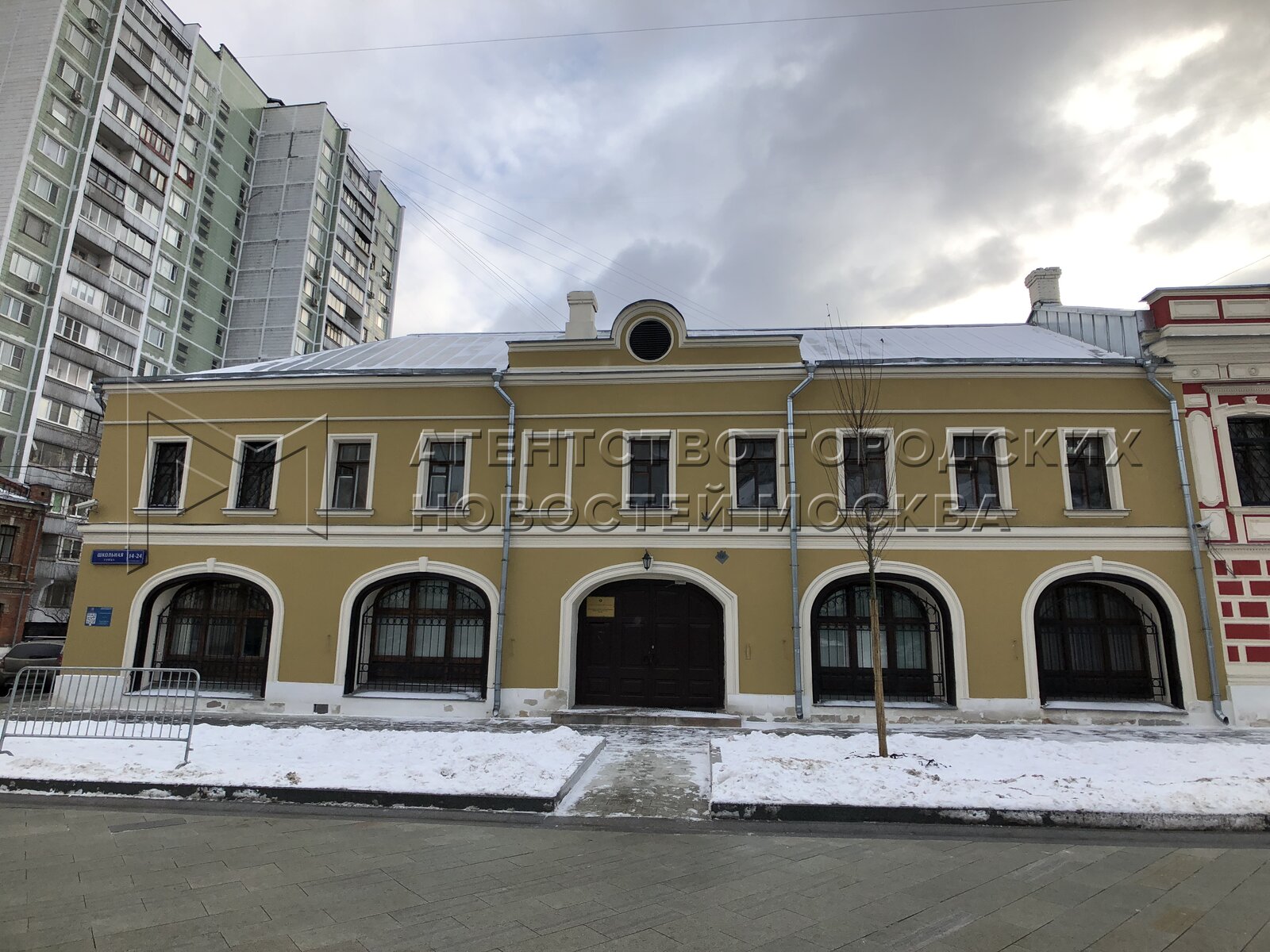 школьная улица в москве