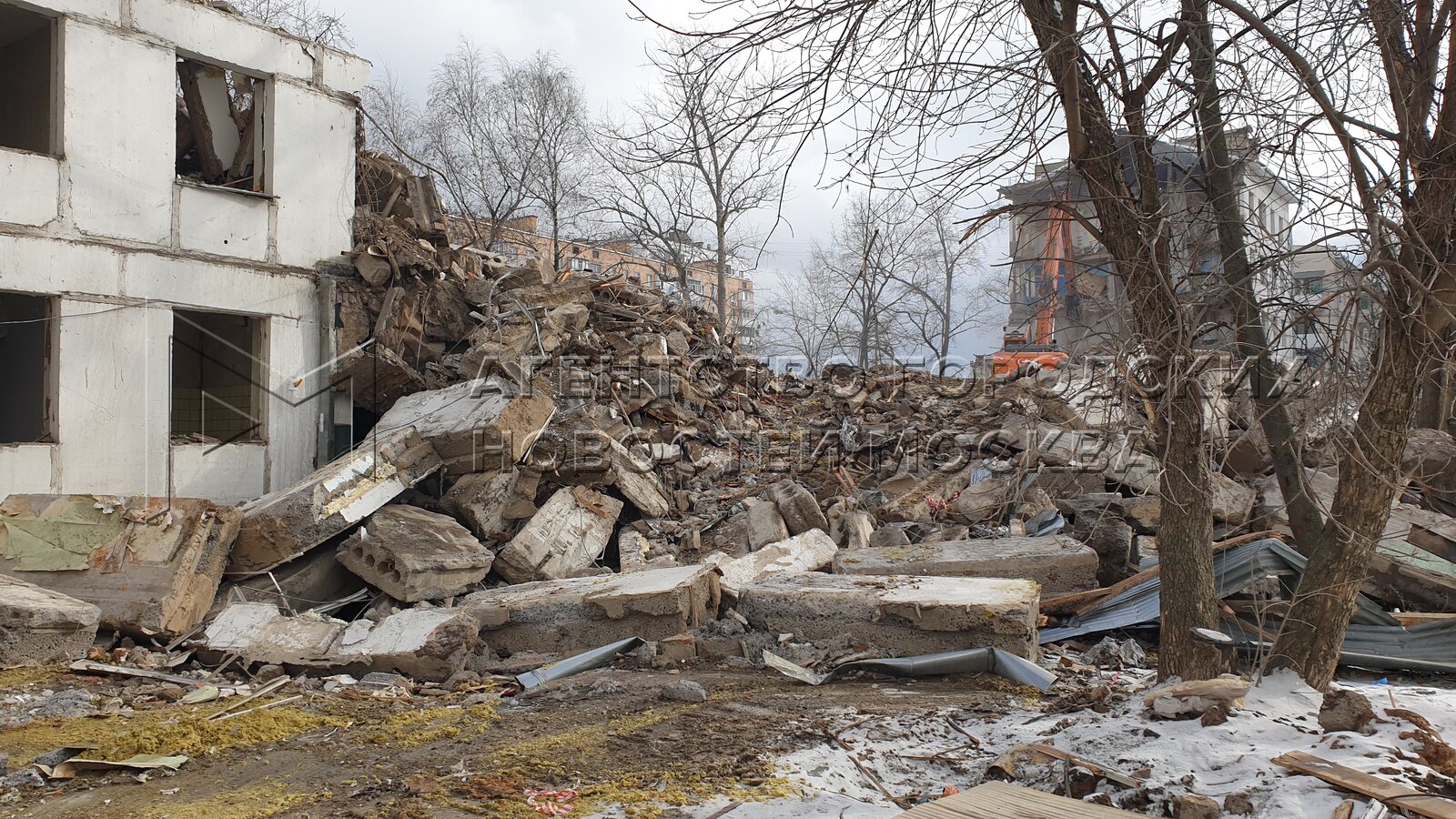 дома под снос в москве